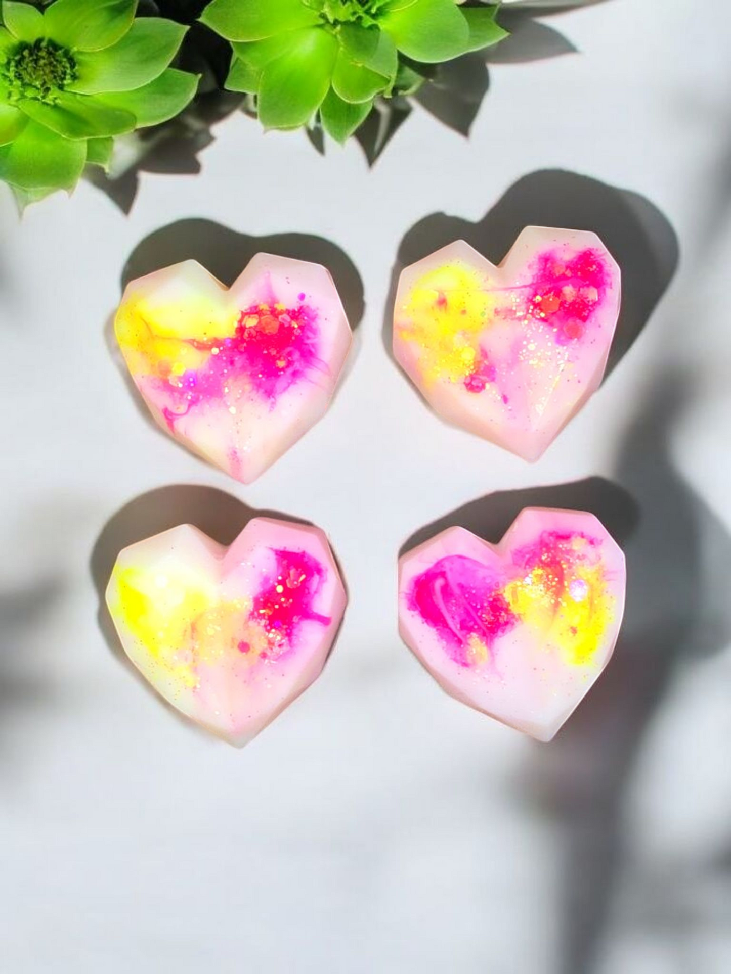 LARGE 3D HEARTS